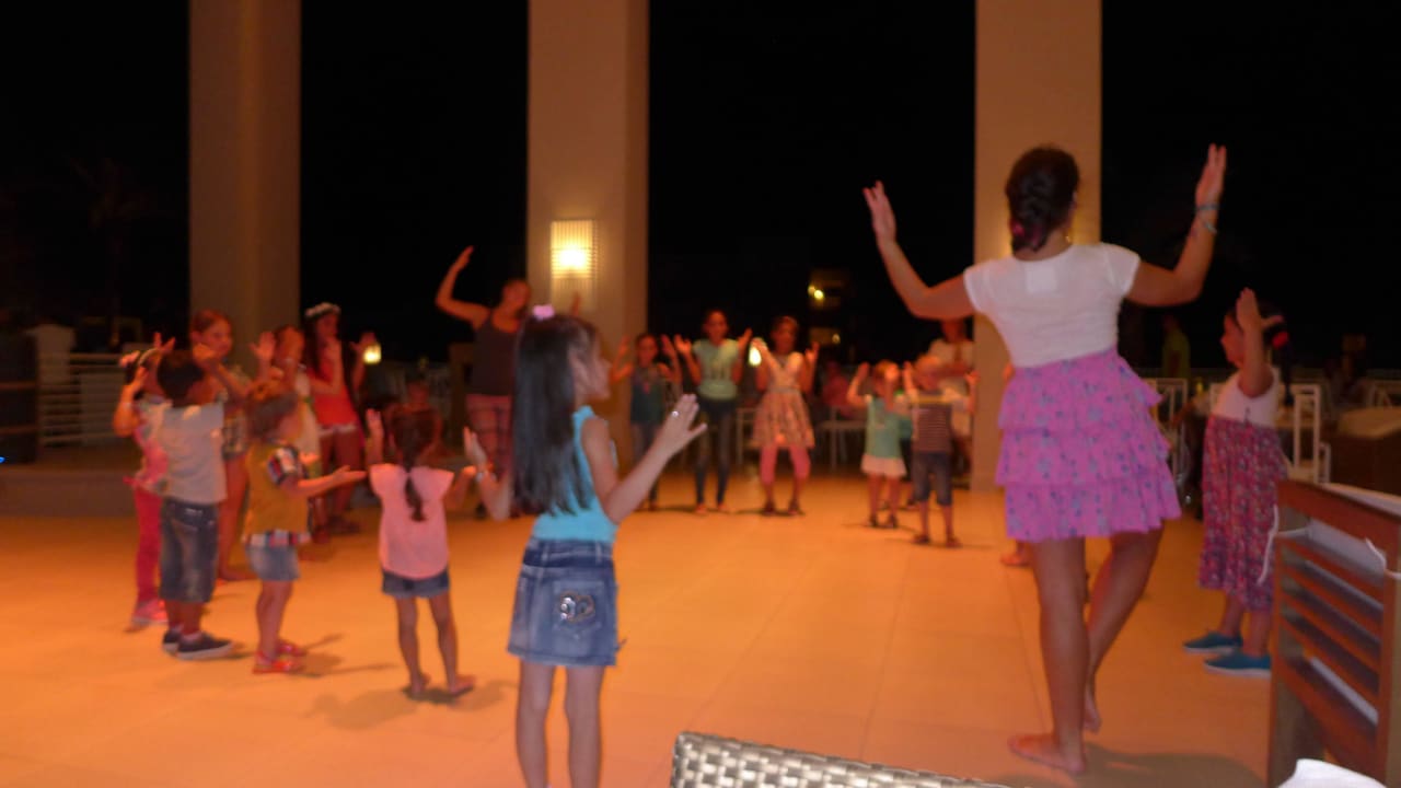 Kinderdisko um 20:00 Uhr Jaz Aquaviva