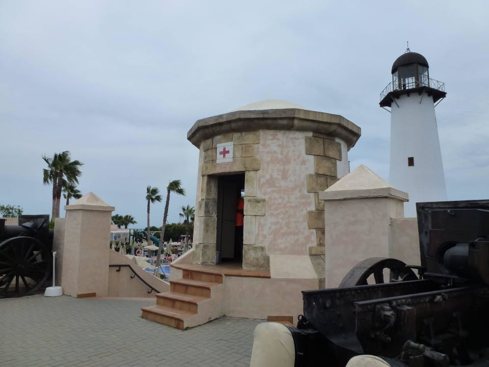 Mit erste Hilfe Station  Hotel Riu Chiclana