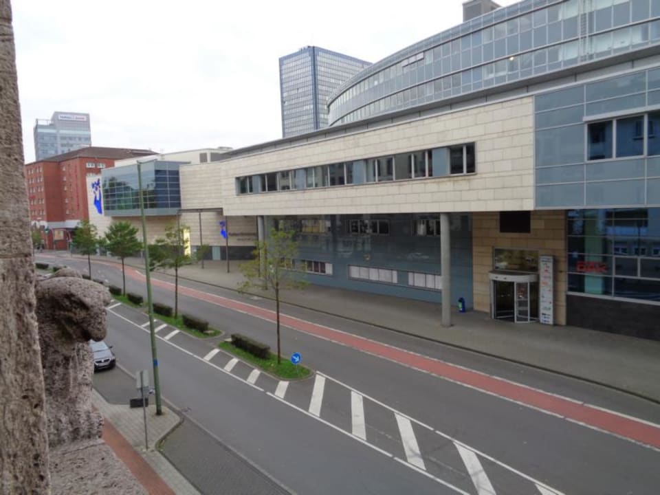 Ausblick Wyndham Duisburger Hof