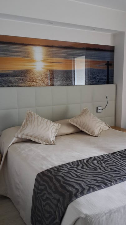 Bett Laguna Park Hotel