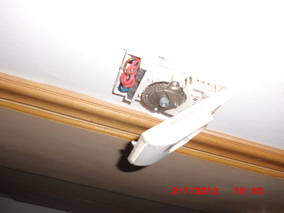 Bedienteil Klimaanlage Hotel Nesrine