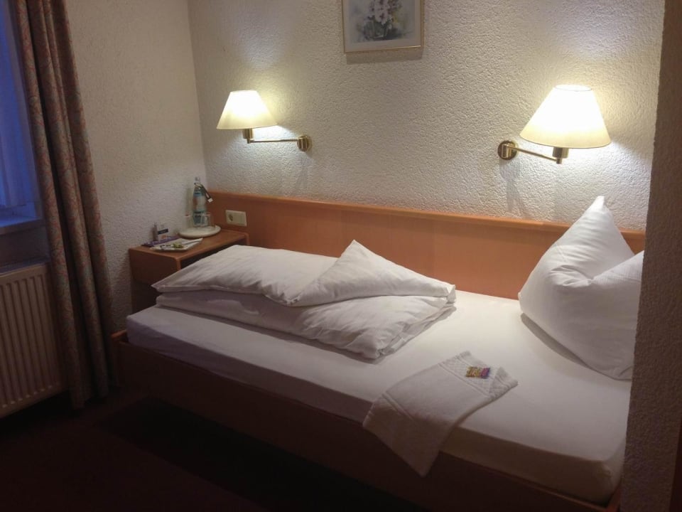 Schlafbereich Einzelzimmer.   Wohlfühlhotel Rabenhorst