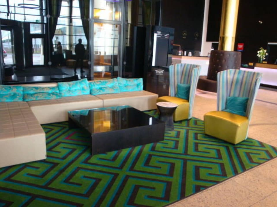 Sitzecke in der Lobby Thon Hotel Opera