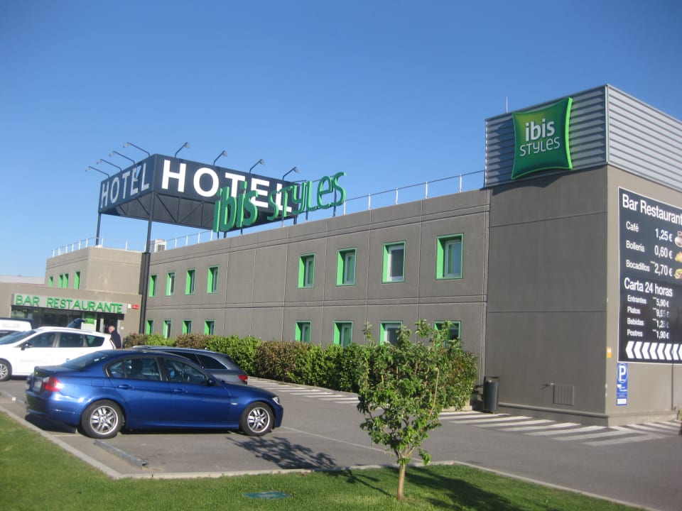 Außenansicht ibis Styles Hotel Lleida Torrefarrera