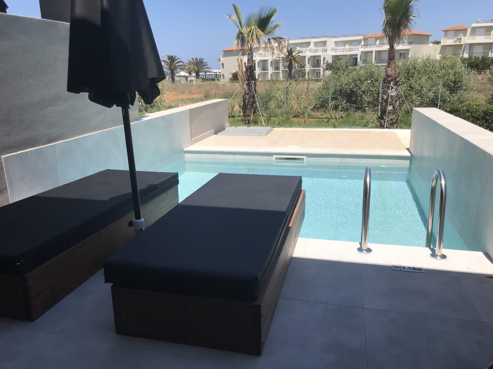Pool Eliros Mare
