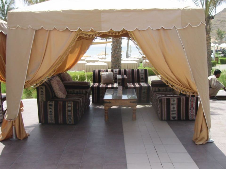 Arab. Zelt Shangri-La Barr Al Jissah Resort & Spa