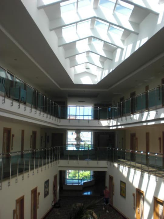 Innenbereich des Premium-Villenzimmergebäudes Saphir Hotel & Villas