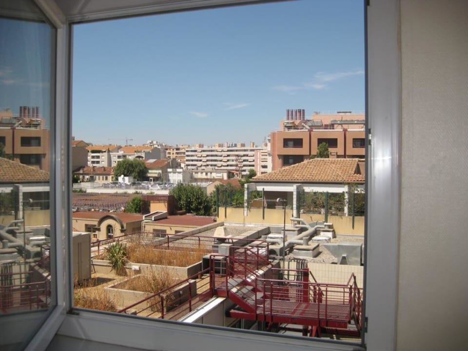 Die Aussicht aus dem Zimmer Inter-hotel Parc des Expositions