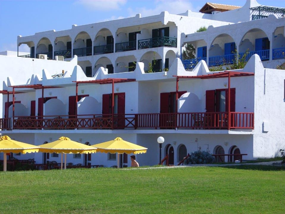 Superior-Zimmer 337 Mitsis Selection Rinela