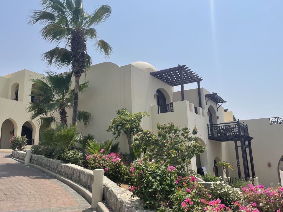Zimmer The Cove Rotana Resort