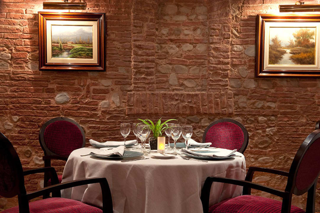 Restaurant El Mall InterContinental Barcelona, an IHG Hotel