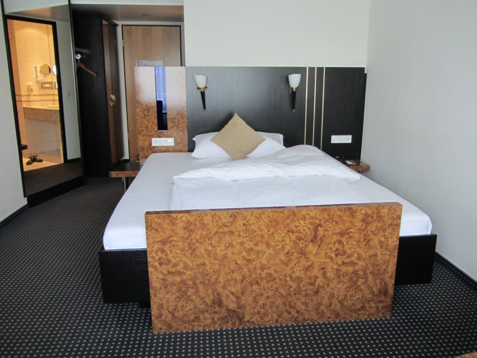 Zimmer 220 Mercure Hotel Plaza Essen