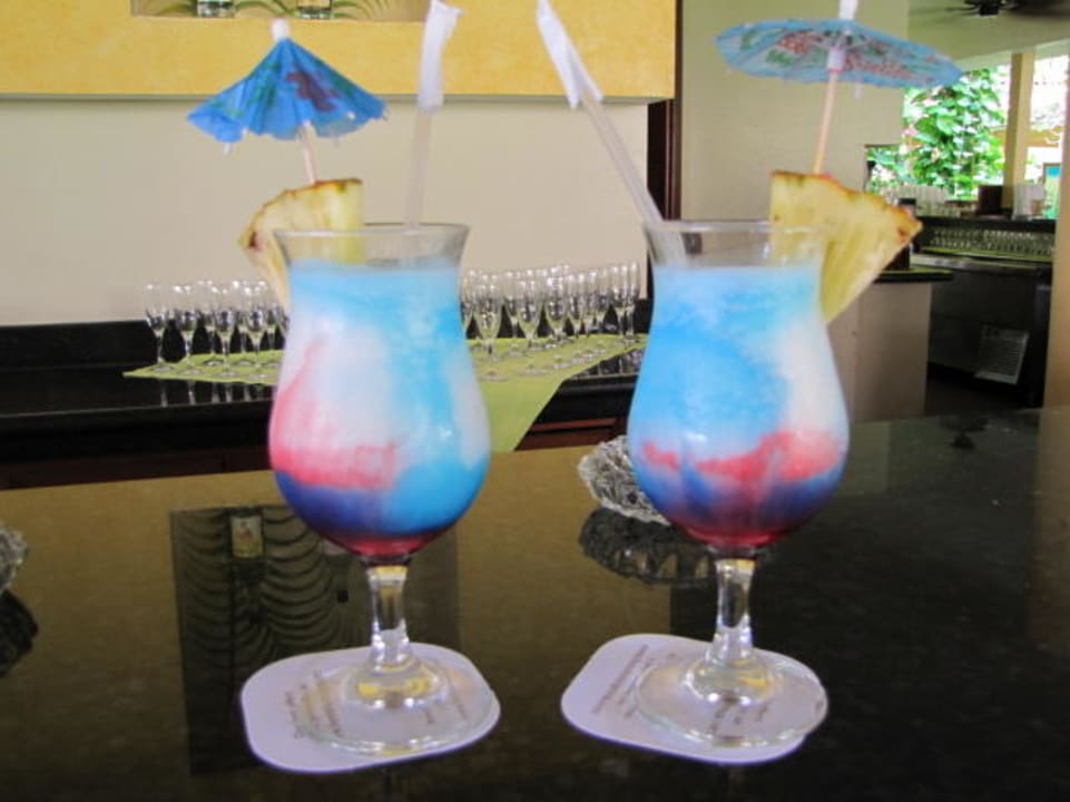 Przykładowy drink w lobby barze Palace Hotel Grand Palladium Palace Resort, Spa & Casino