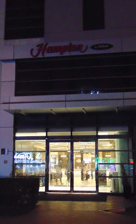 Lobby Hampton By Hilton Dubai Airport