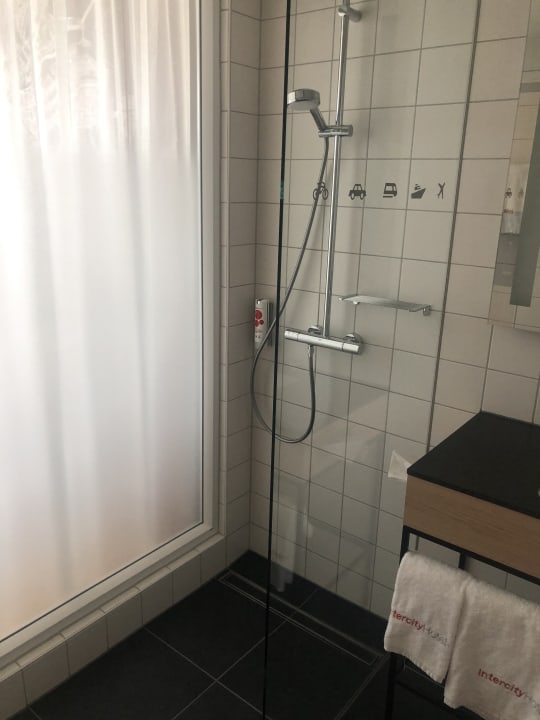 Zimmer IntercityHotel Saarbrücken
