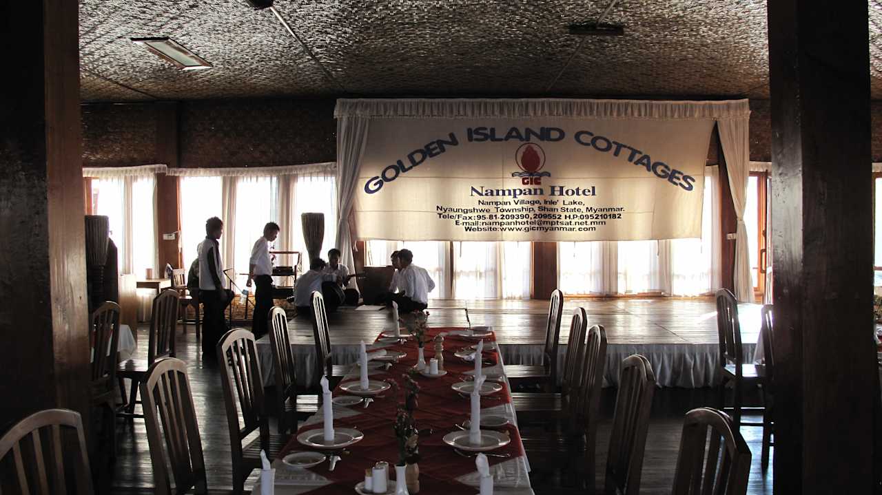 Proben für eine Vorführung Hotel Golden Island Cottages 1 & 2