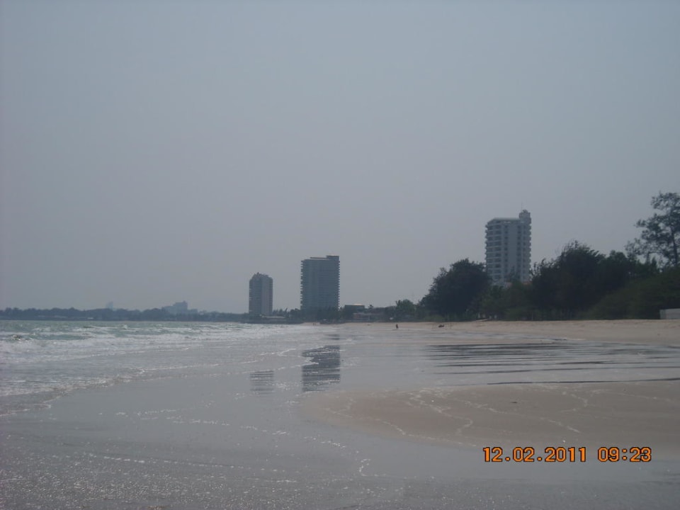 Strand bei Ebbe SO Sofitel Hua Hin