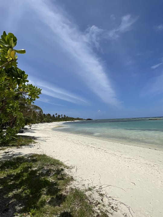 Strand Kuredu Island Resort & Spa
