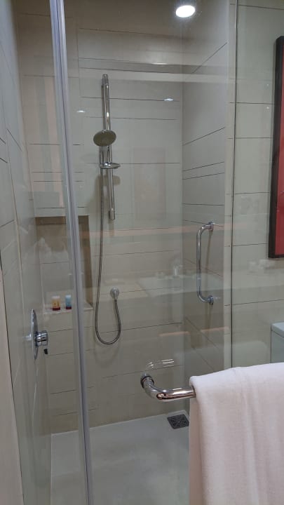 Zimmer Eastin Grand Hotel Sathorn