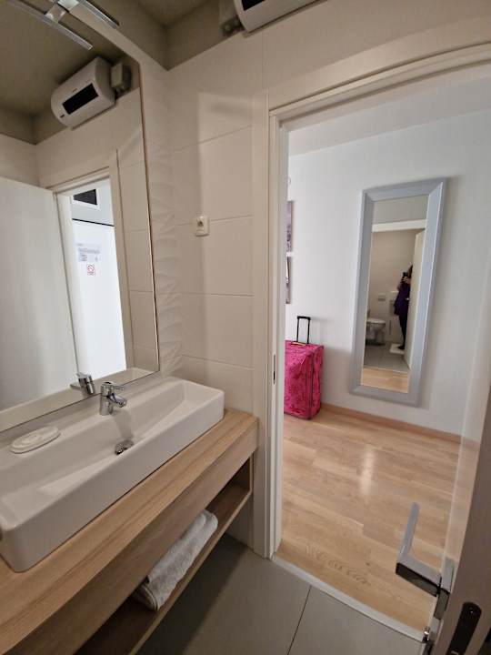 Zimmer Apartments & Rooms Preelook