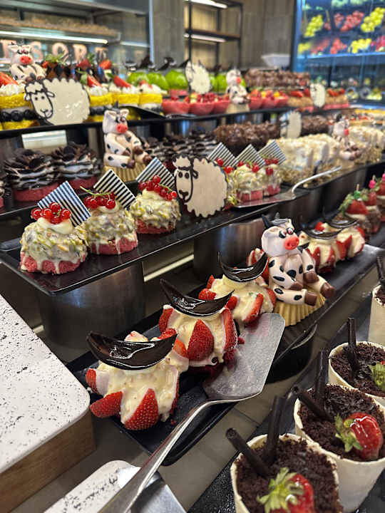 Gastro Melas Resort Hotel