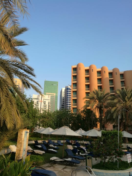 Pool Sheraton Hotel & Resort Abu Dhabi
