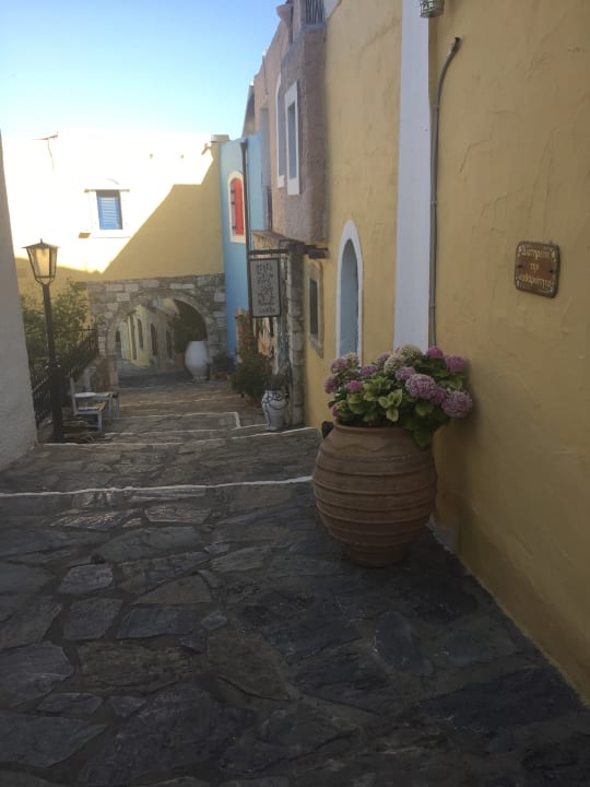 Gartenanlage Arolithos Traditional Cretan Village Hotel