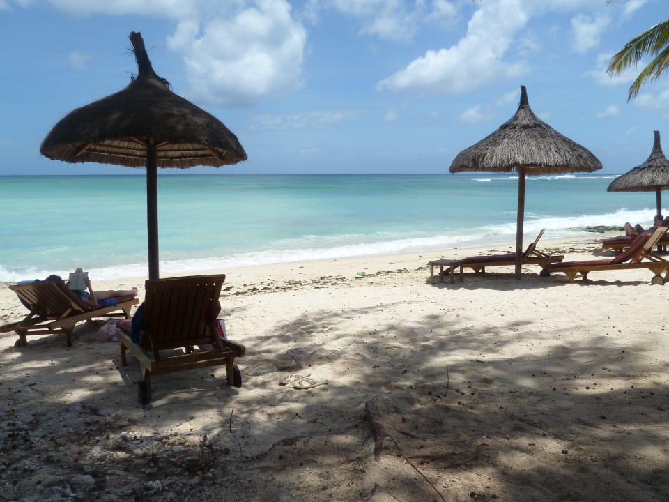 Ruhiger Strandabschnitt Le Meridien Ile Maurice
