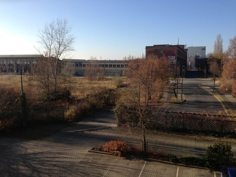 Ausblick von Zimmer 214 Best Western Hotel Windorf