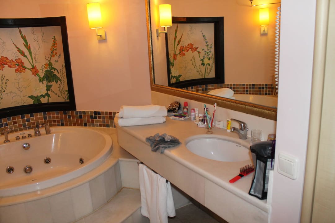 Badezimmer oben Starlight Resort Hotel