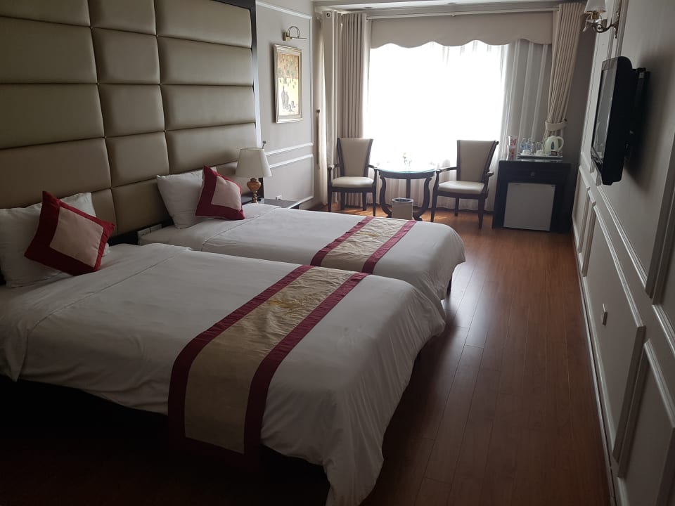 Zimmer Santa Barbara Hanoi Hotel
