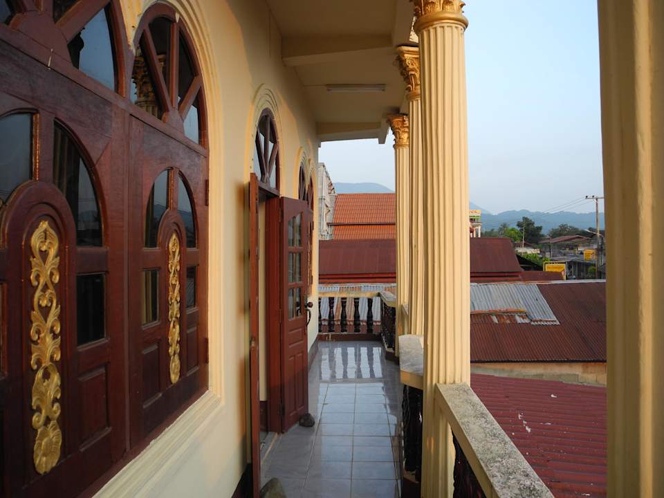 Ausblick Terrasse  Johnny's Guesthouse