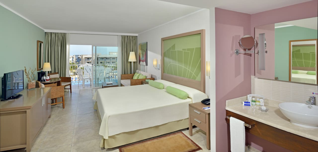 Zimmer Melia Jardines del Rey