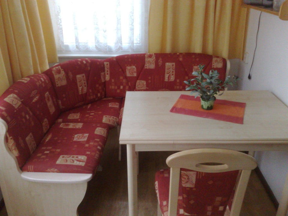 Essecke Feriendomizil am Hafen - Erkerhaus Werftstrasse 9