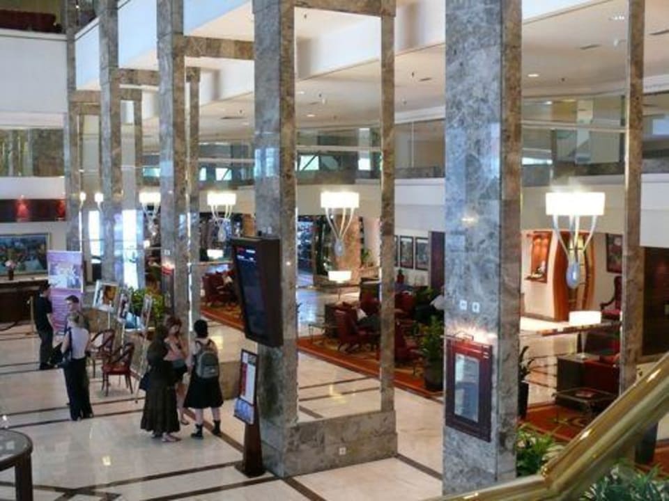Eingangshalle Warsaw Marriott Hotel