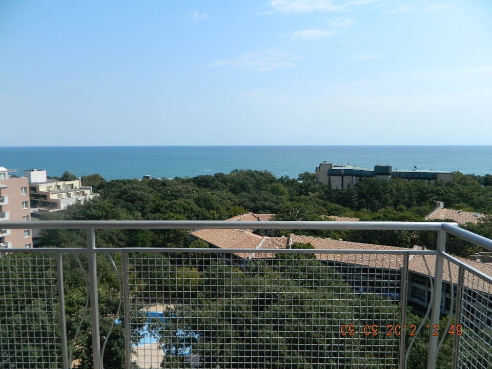 View from room 627 Elena Hotel