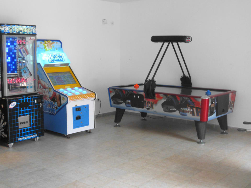 Spieleraum rechte Seite Hotel Costa Calero