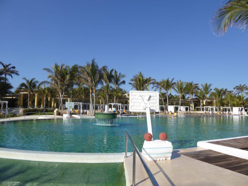 Basen JOIA Paraiso by Iberostar
