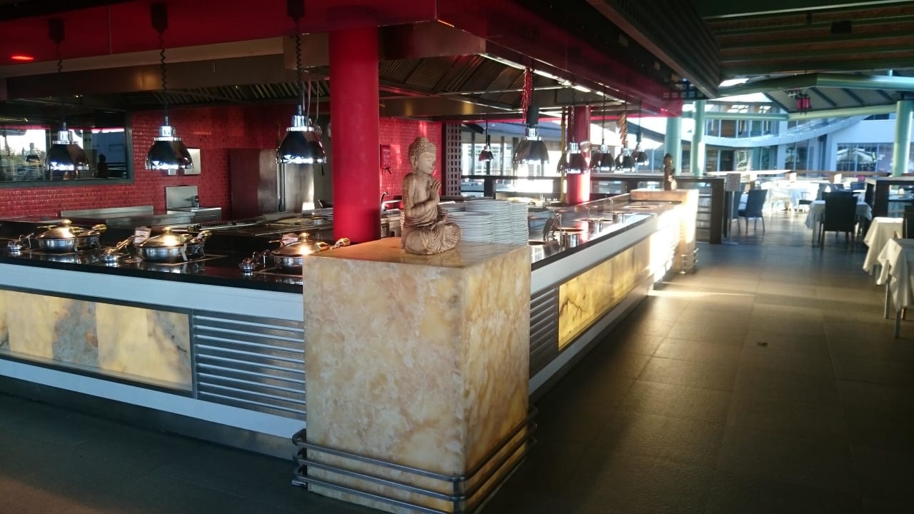 Bratstation Im Restsurant Limak Lara Deluxe Hotel & Resort