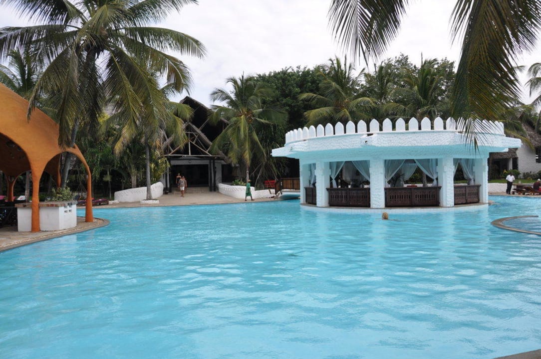 Poolanlage Hotel Southern Palms Beach Resort