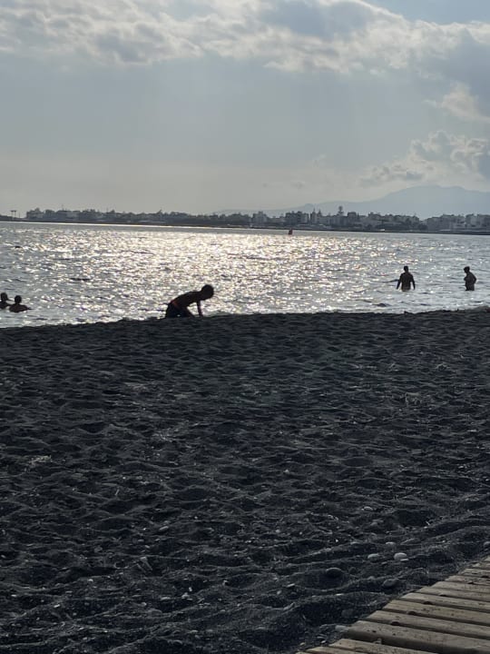 Strand Tylissos Beach Hotel