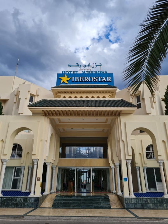 Außenansicht Iberostar Waves Averroes