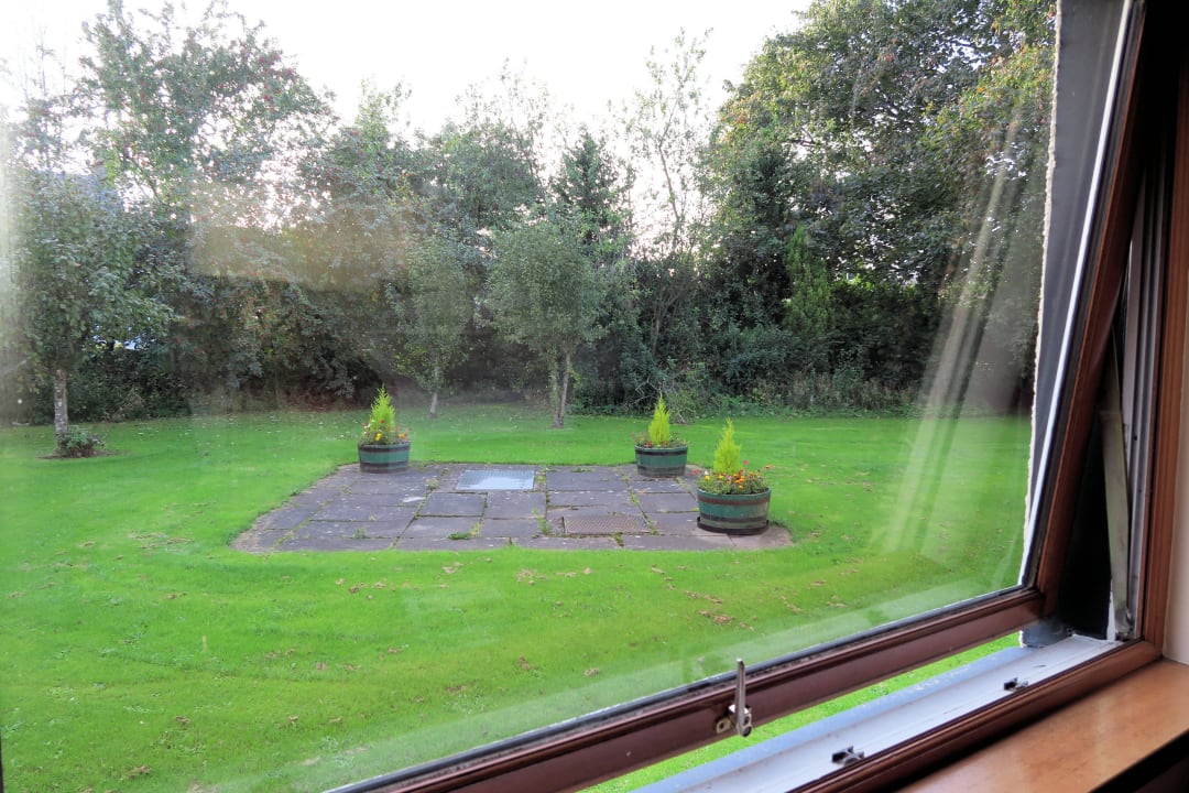 Blick zum Garten Windlestrae Hotel & Leisure Club