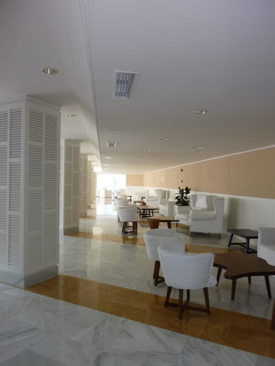 Alles klinisch weiß Boutique Hotel H10 Blue Mar