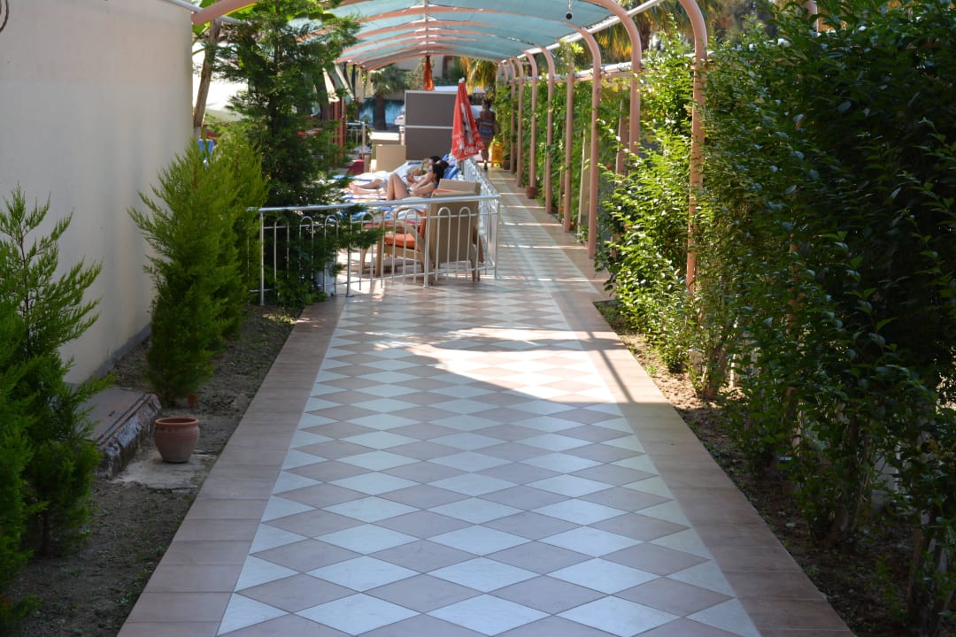 Gebäude B Yavuzhan Otel