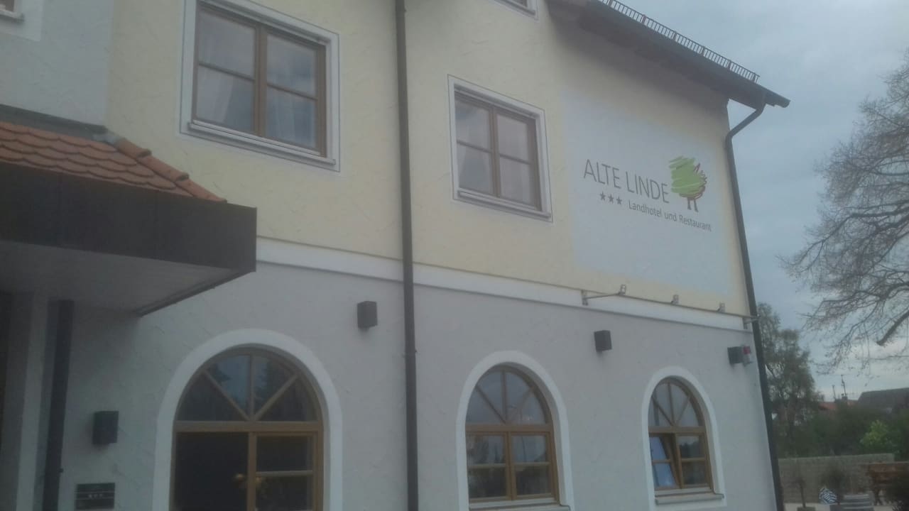 Außenansicht ALTE LINDE Landhotel und Restaurant