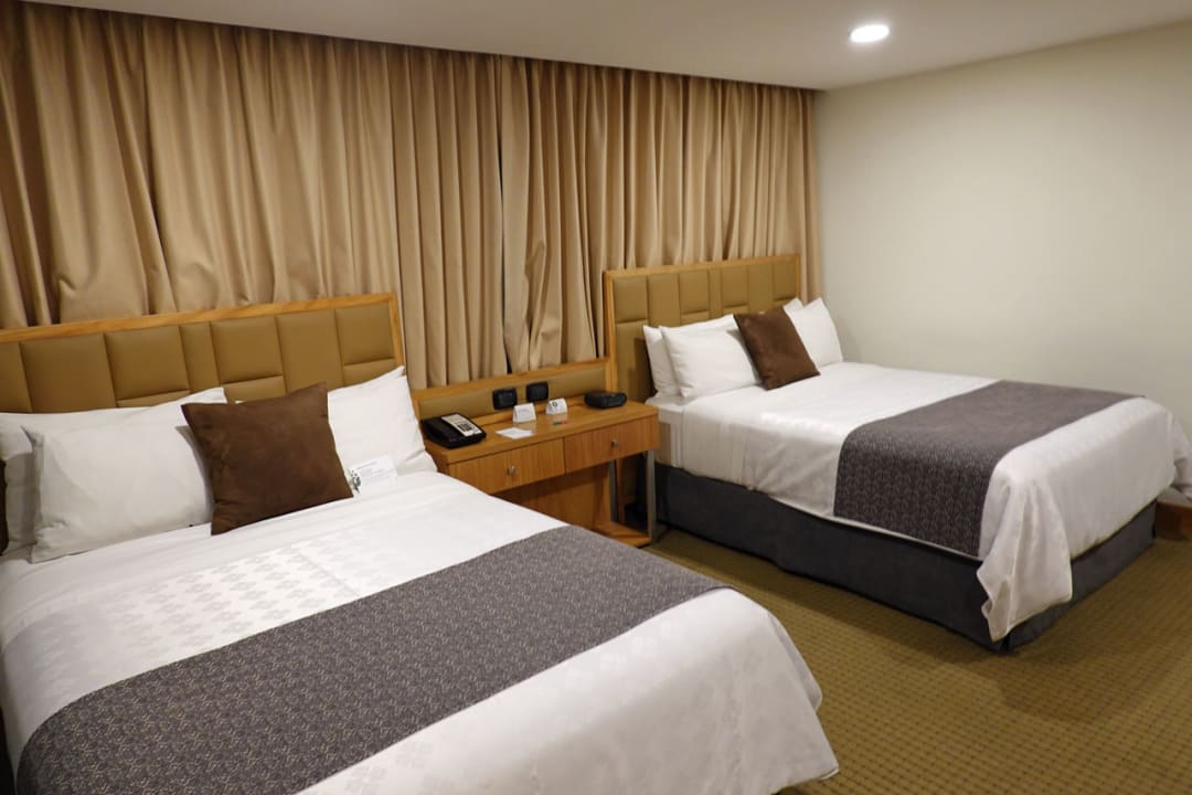 Zimmer Wyndham Garden Quito
