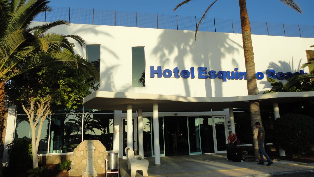 Hoteleingang allsun App.-Hotel Esquinzo Beach