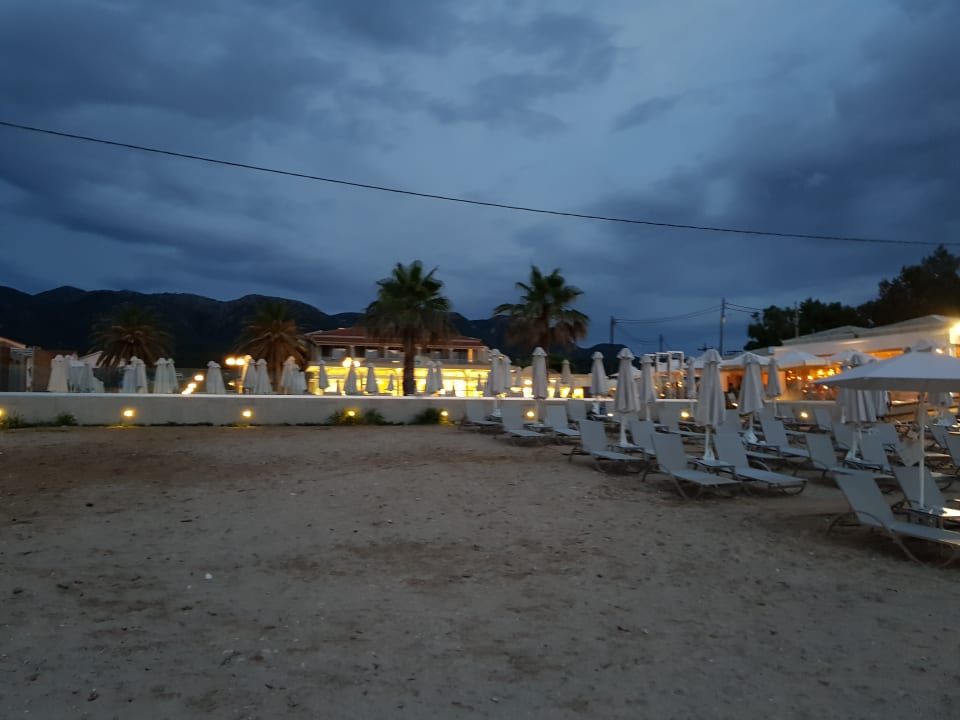 Strand Acharavi Beach Hotel