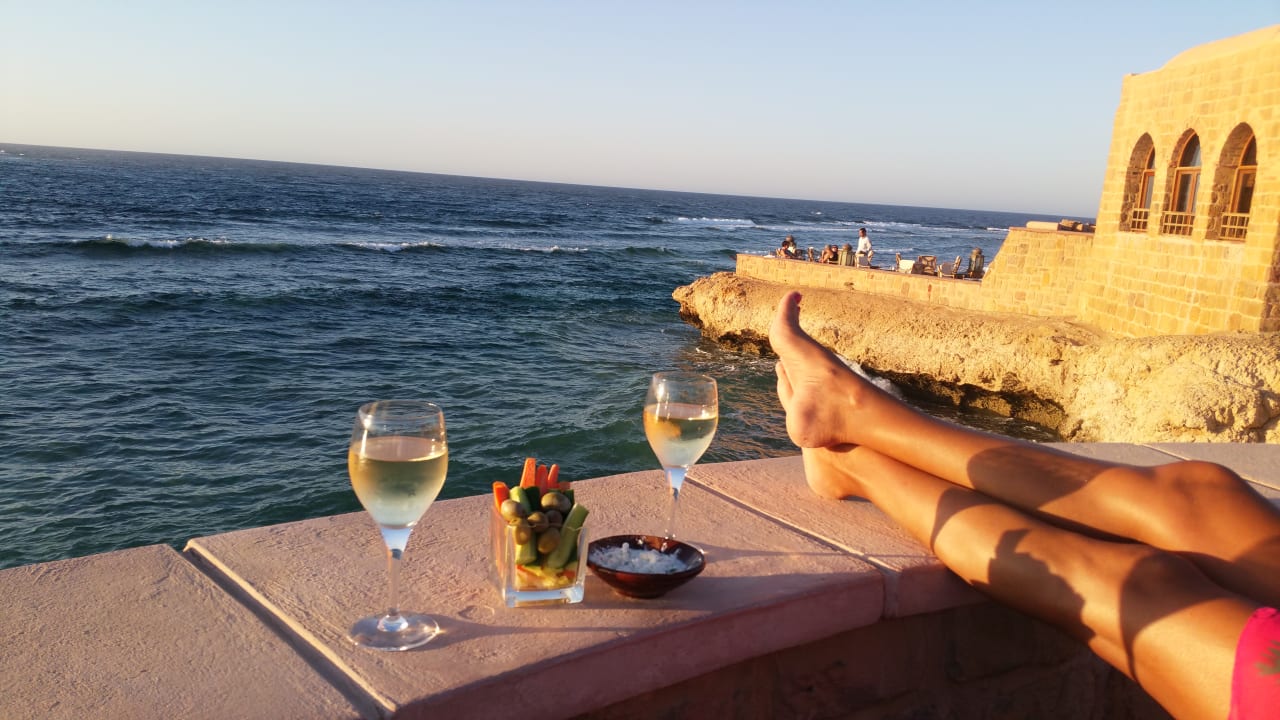 Sonnenuntergang genießen  Mövenpick Resort El Quseir